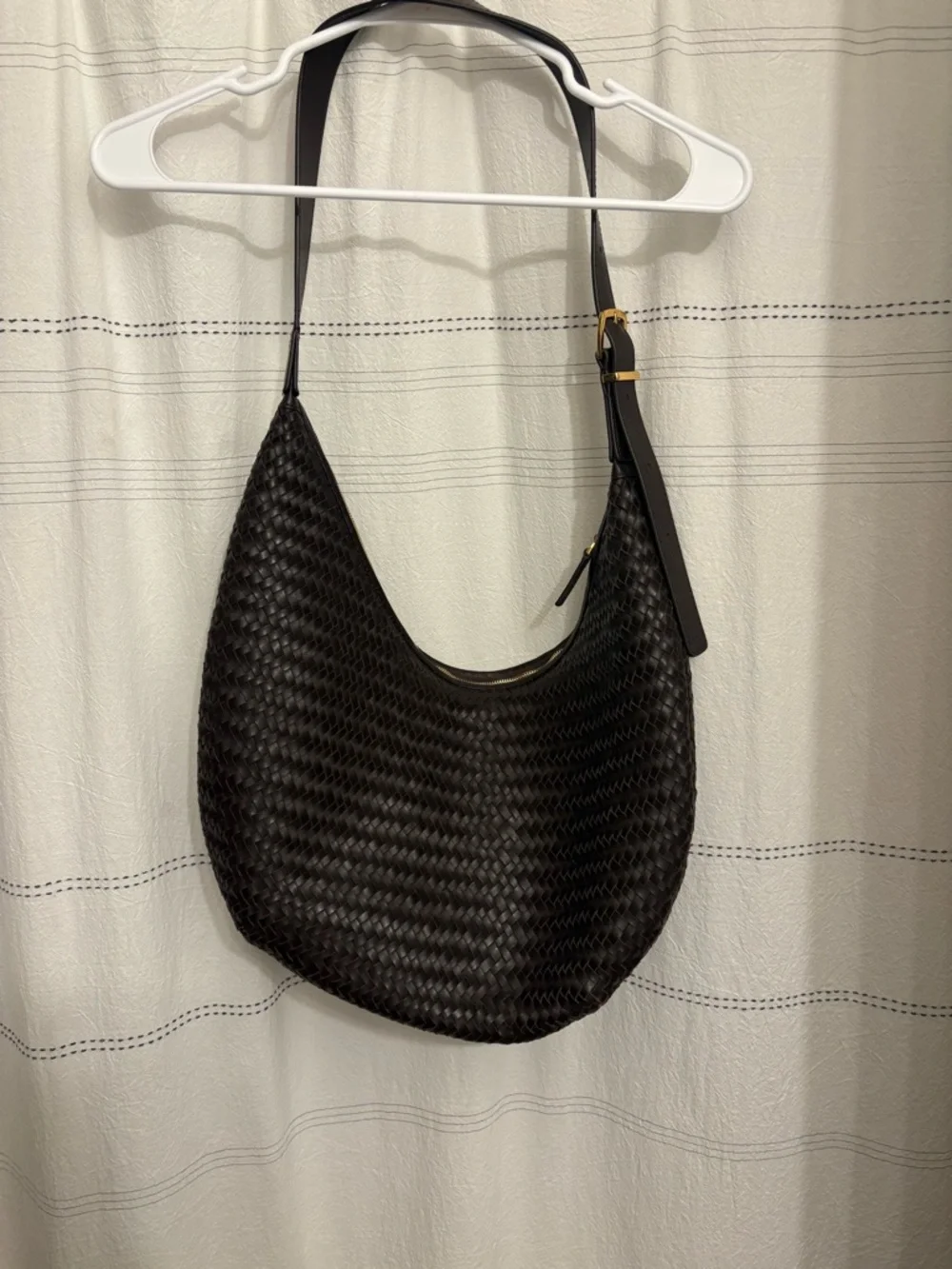 Madewell Woven Hobo Shoulder Bag in Dark Brown